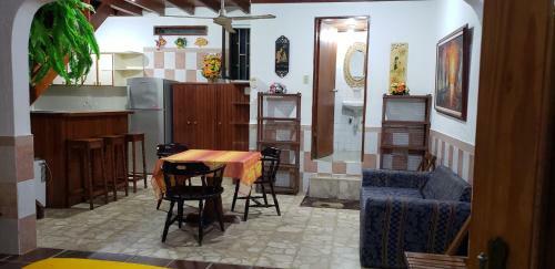 Posada Tropicana De Pilar Oliveros