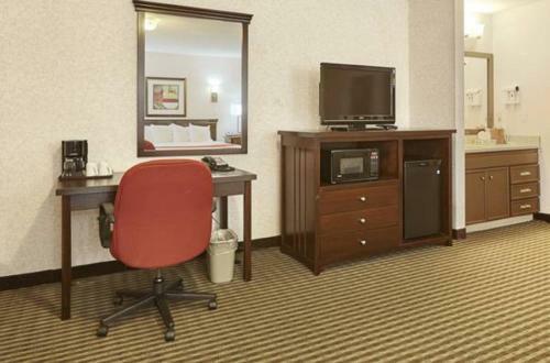 Abbotsford Hotel
