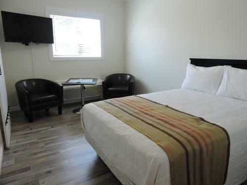Almo Court Motel