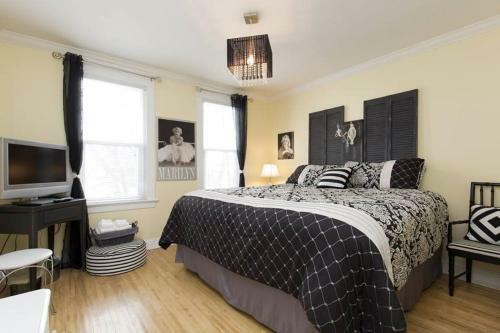 Charles Street Vacation Home