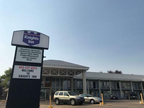 Hotel Knights Inn Lethbridge