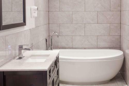 Hotel Knights Inn Kingston
