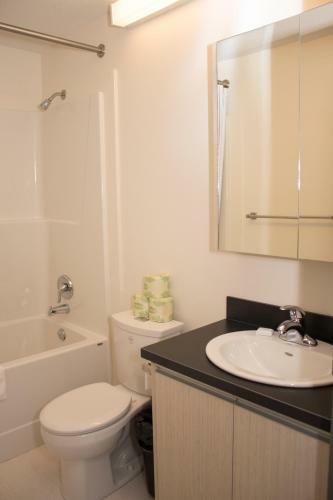 University Of Lethbridge Lux Hotel