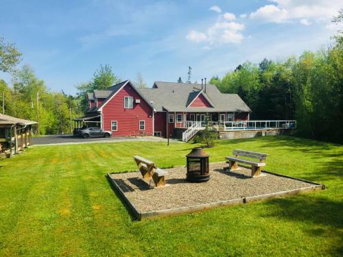 Snowflake Manor Bed & Breakfast