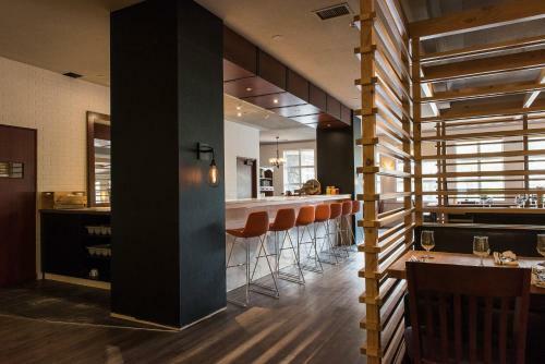 Coast Canmore Hotel & Conference Centre