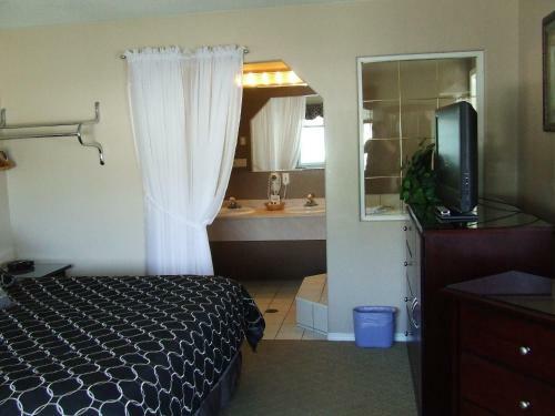 Ponderosa Motor Inn