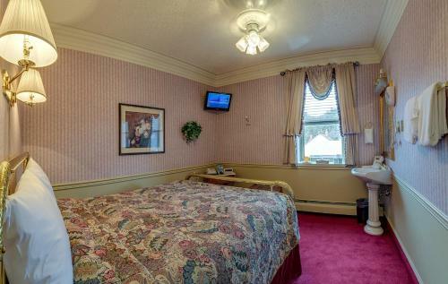 Athabasca Hotel