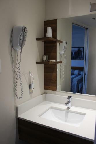 Hotel Y De Montr�al