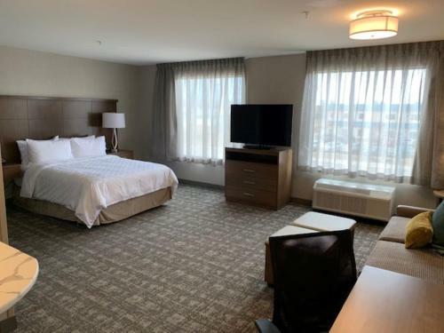 Hotel Staybridge Suites - Red Deer North