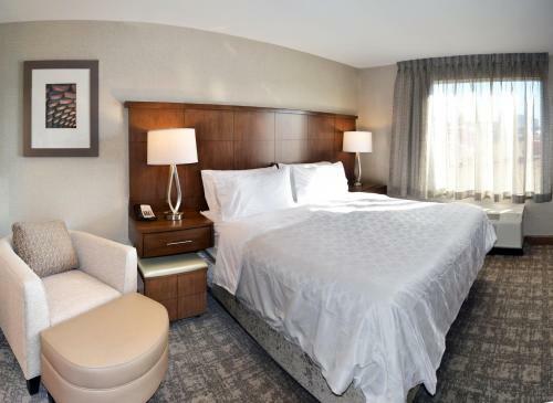 Hotel Staybridge Suites - Red Deer North