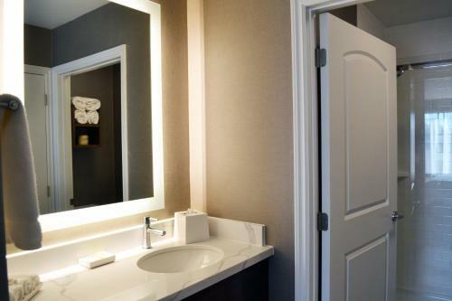 Hotel Staybridge Suites - Red Deer North