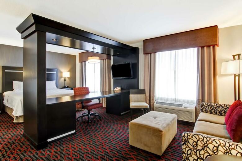 Hotel Hampton Inn & Suites Red Deer
