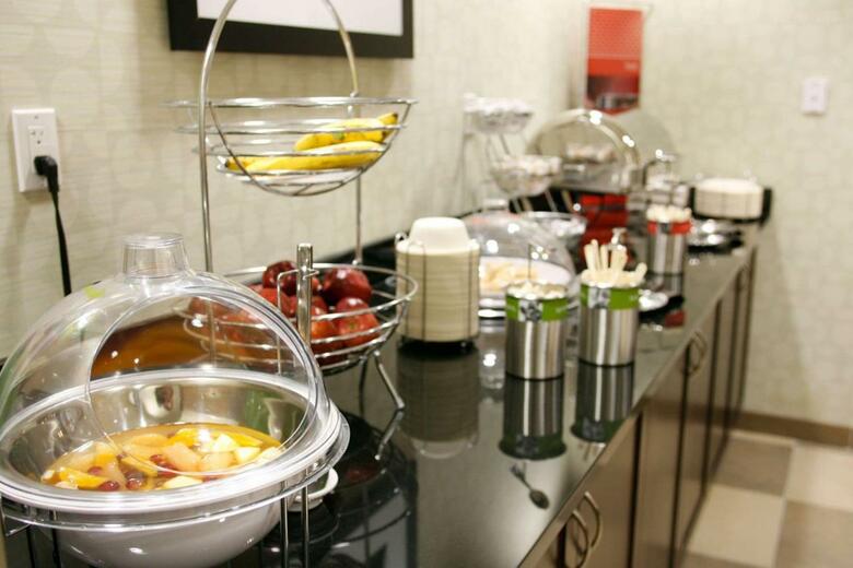 Hotel Hampton Inn & Suites Red Deer