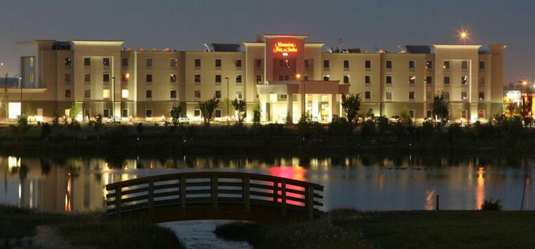 Hotel Hampton Inn & Suites Red Deer