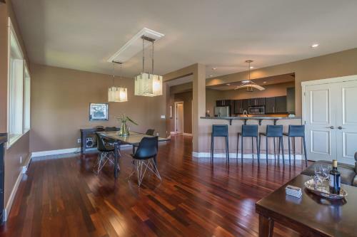 Apartamento Luxury Penthouse Downtown Nanaimo