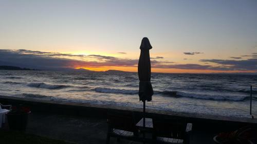 Hotel Sand Pebbles Inn