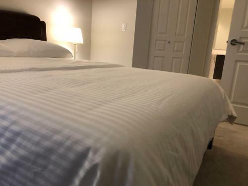 Richmond Apartment Tomicki