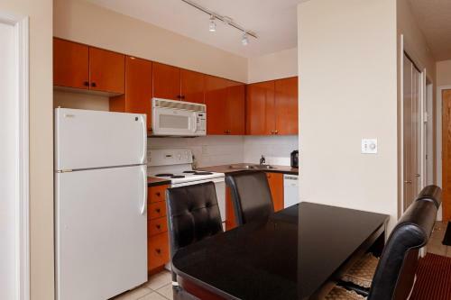 Cozy Apartment Near Minoru Park