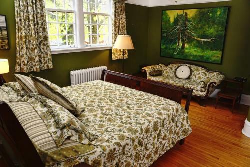 Bed & Breakfast Monroe House Executive Guest Suites