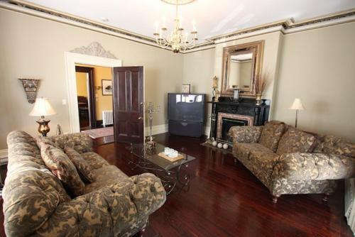 Hostal The Rendell Shea Manor