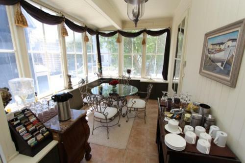 Hostal The Rendell Shea Manor