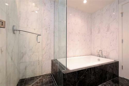 Apartamento Urban Getaway 2 Bedroom Condo