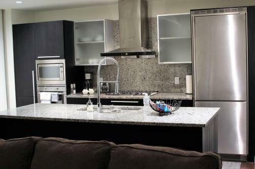 Apartamento Urban Getaway 2 Bedroom Condo