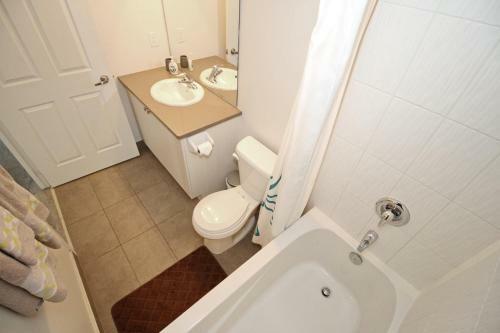 Luxury 3 Br Dt Apartment Toronto, On, Canada