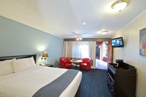 Paul's Motor Inn
