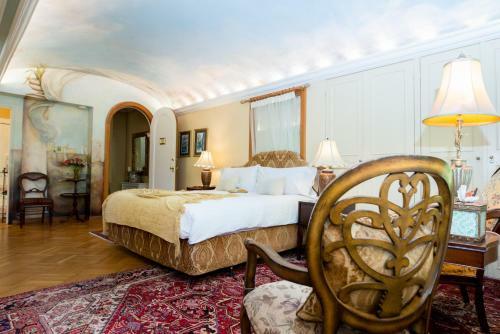 Villa Marco Polo Bed And Breakfast Inn