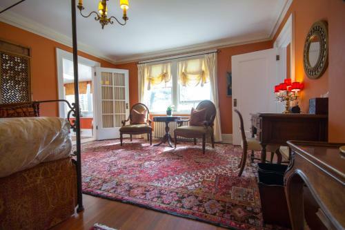 Villa Marco Polo Bed And Breakfast Inn