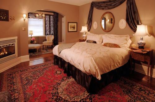 Villa Marco Polo Bed And Breakfast Inn