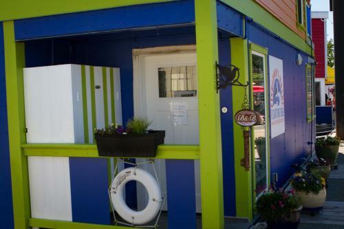 A Float Home B&B In Fisherman?s Wharf