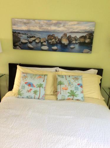 A Float Home B&B In Fisherman?s Wharf