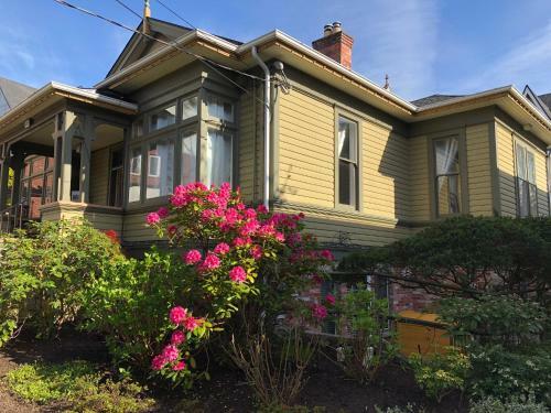 Robert Porter House Inn Bed & Breakfast