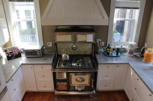 Robert Porter House Inn Bed & Breakfast