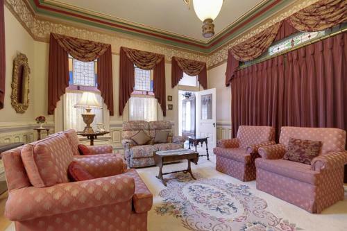 Bed & Breakfast Amethyst Inn