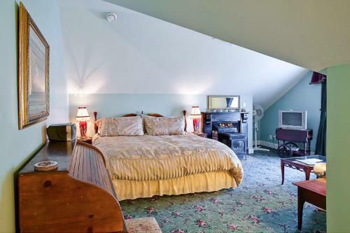 Bed & Breakfast Amethyst Inn