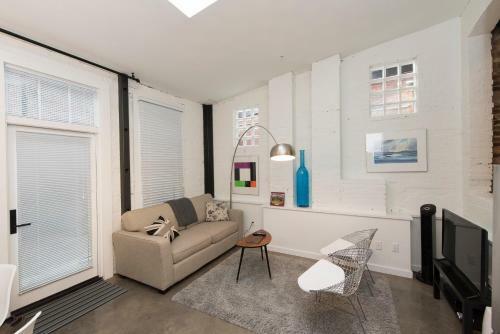 Apartamentos Lee Chong Luxury Vacation Rentals