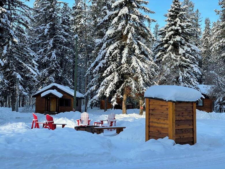 Lodge Castle Mountain Chalets
