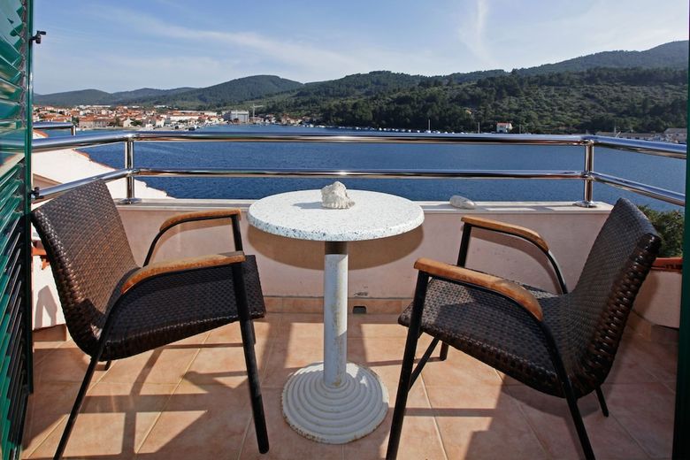 Hostal Apartments Vala