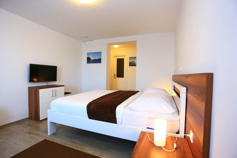 Hotel Murter