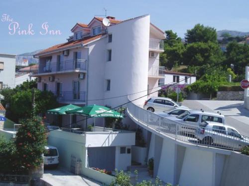 Hostal Pink Inn