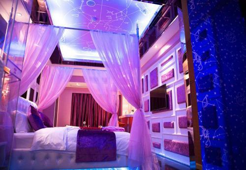 Rose Lover Boutique Theme Hotel