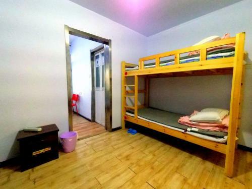 First Met Backpackers Hostel