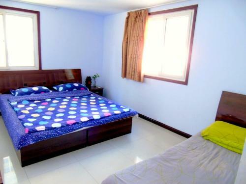 First Met Backpackers Hostel