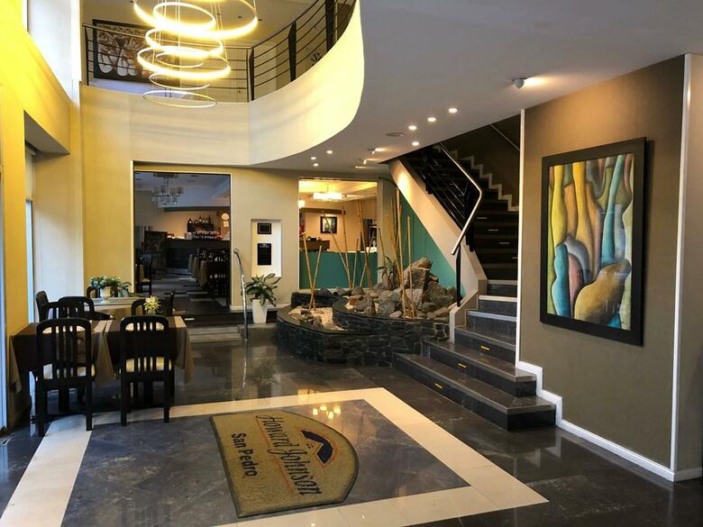 Howard Johnson Hotel & Spa San Pedro