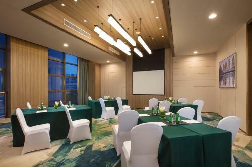 Hotel Four Points By Sheraton Hefei, Baohe
