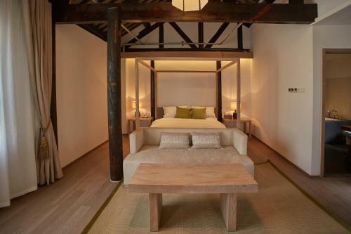 Formoon Boutique Hotel