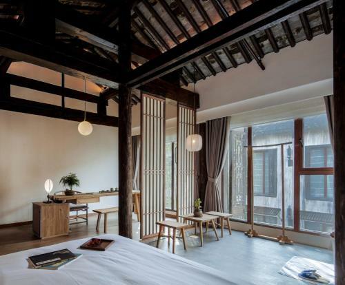 Uin Oriental Hotel